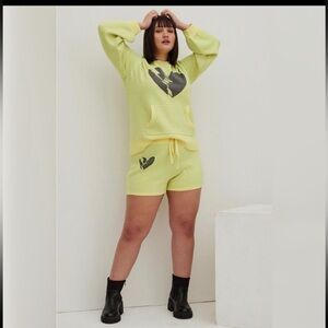 Lovesick Yellow Hoodie & shorts with Black Broken Heart